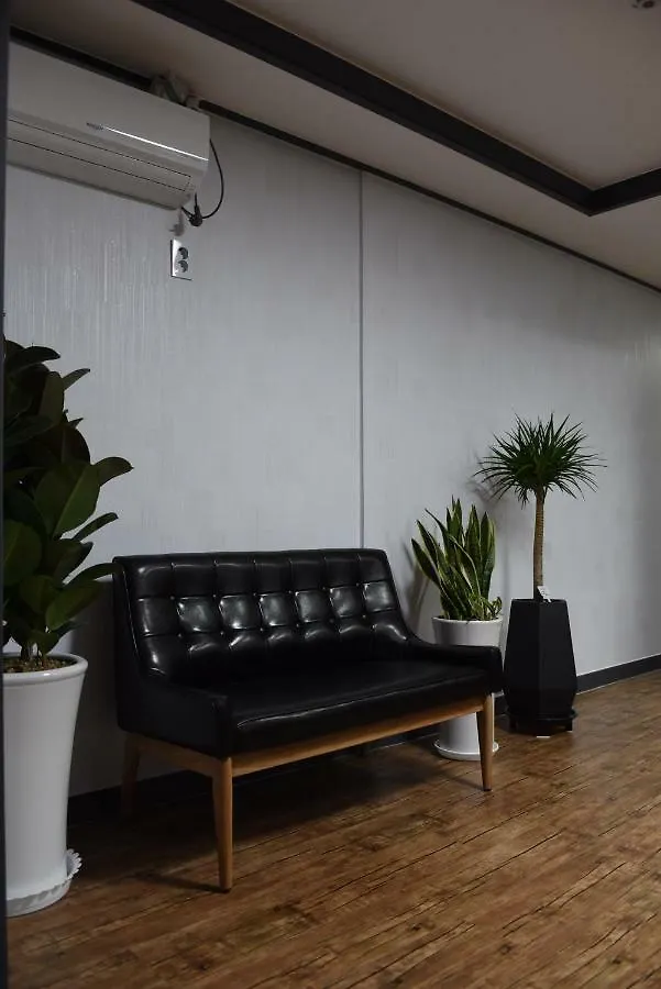 We Home Guesthouse Incheon