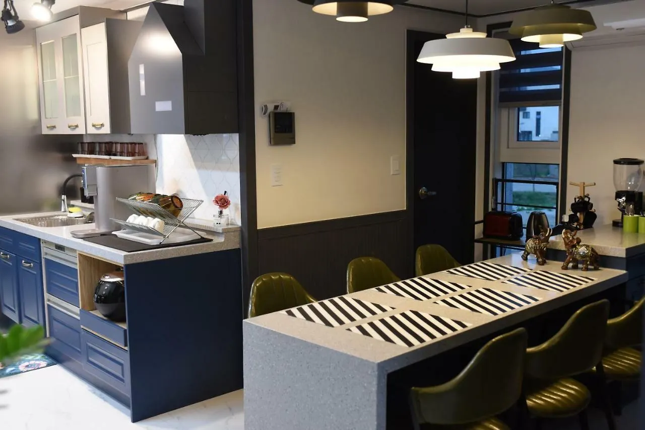 We Home Guesthouse Incheon Affittacamere