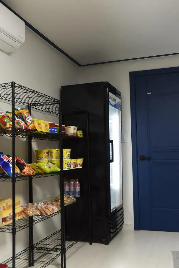 We Home Guesthouse Incheon