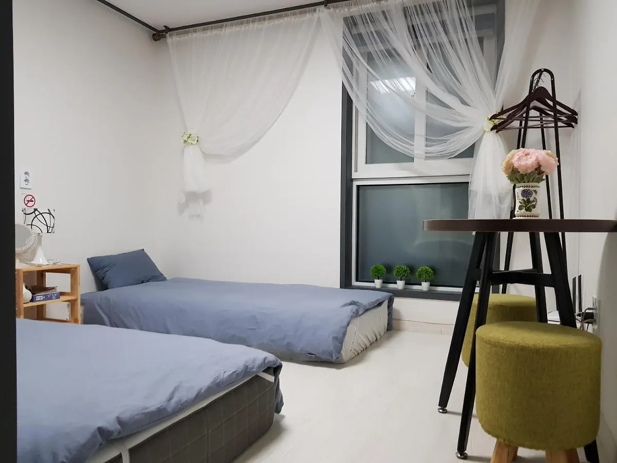 We Home Guesthouse Incheon Affittacamere