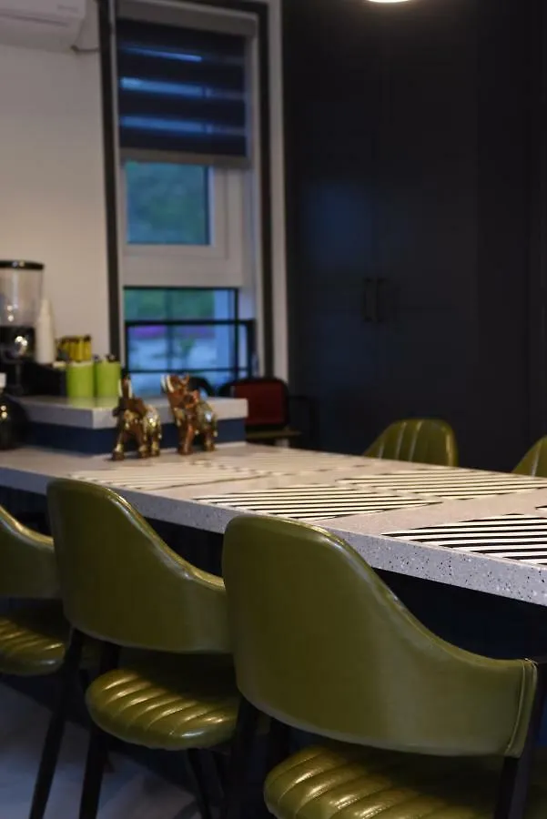 We Home Guesthouse Incheon Korsel